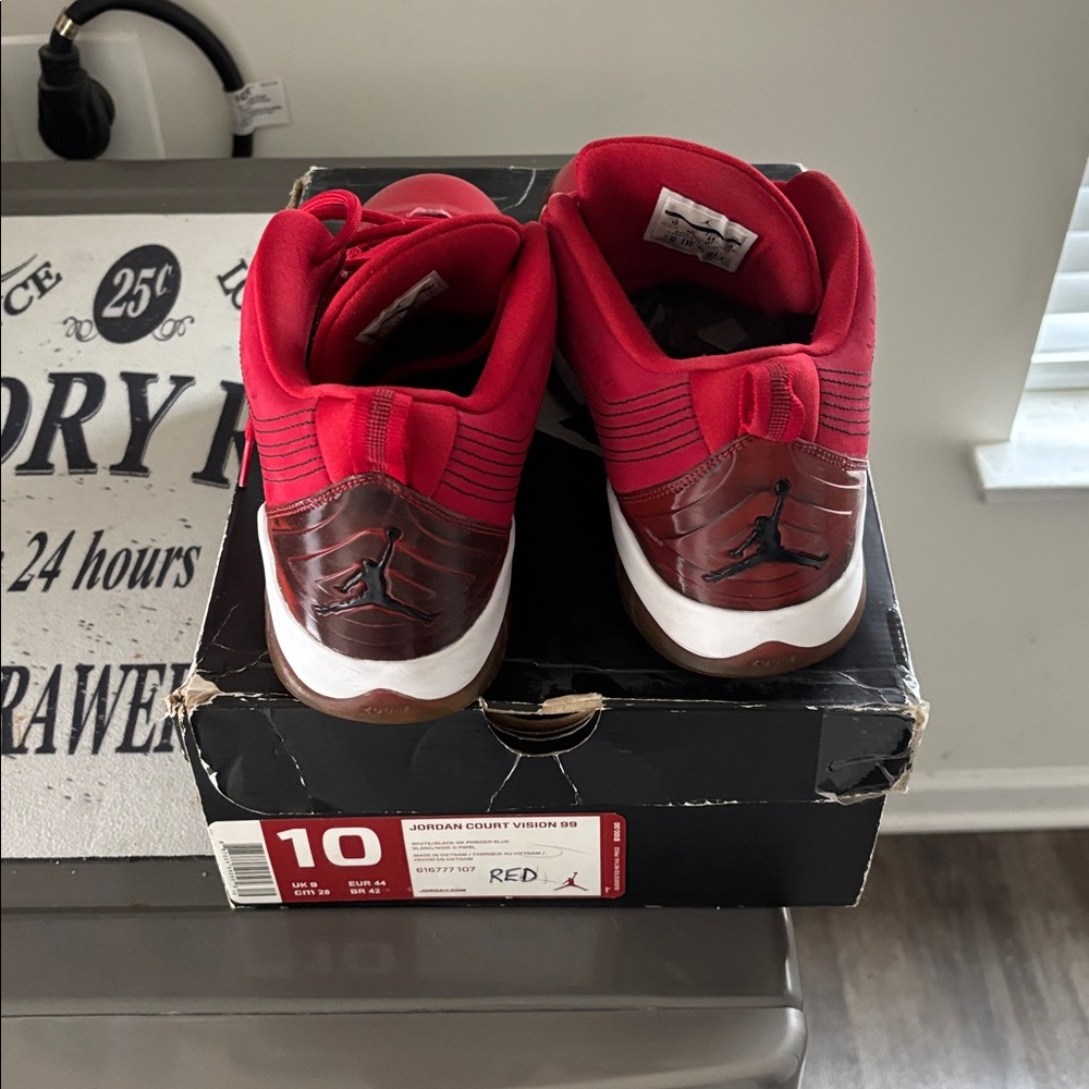 ❤️Jordan❤️ - Picture 4 of 4
